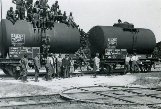 Les wagons-citernes d'essence de la SNCF