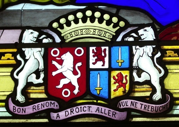 Les blasons des Jouan de Kervenoaël et Saint-Exupéry