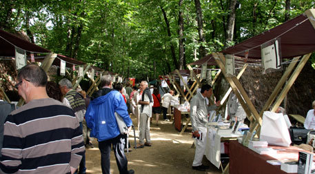 16-17 juillet 2011 : Le Refuge du Livre en forêt de Grasla