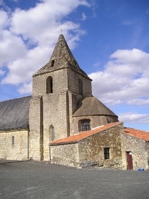 L'église de Saint-Léger-de-Montbrun