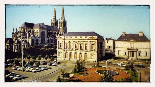 La place Travot dans les années 60.