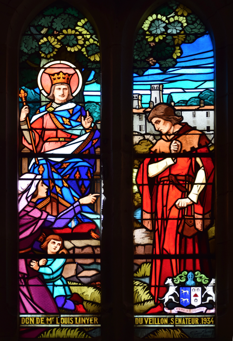 Le vitrail de saint Louis dans l'église de Saint-Hilaire-de-Talmont